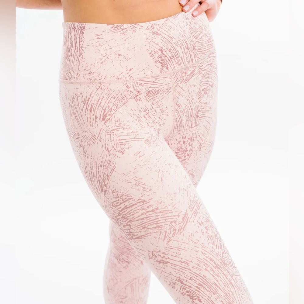 Pink Etching Light n Tight Hi-rise 7/8 24" RC - size 6/8 (medium)
